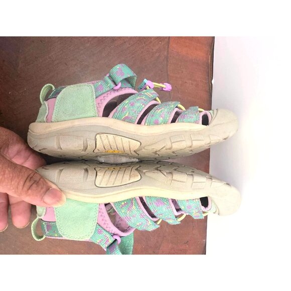 Keen Kids Green/Purple Closed-Toe Sandals Size 3 - Picture 6 of 9